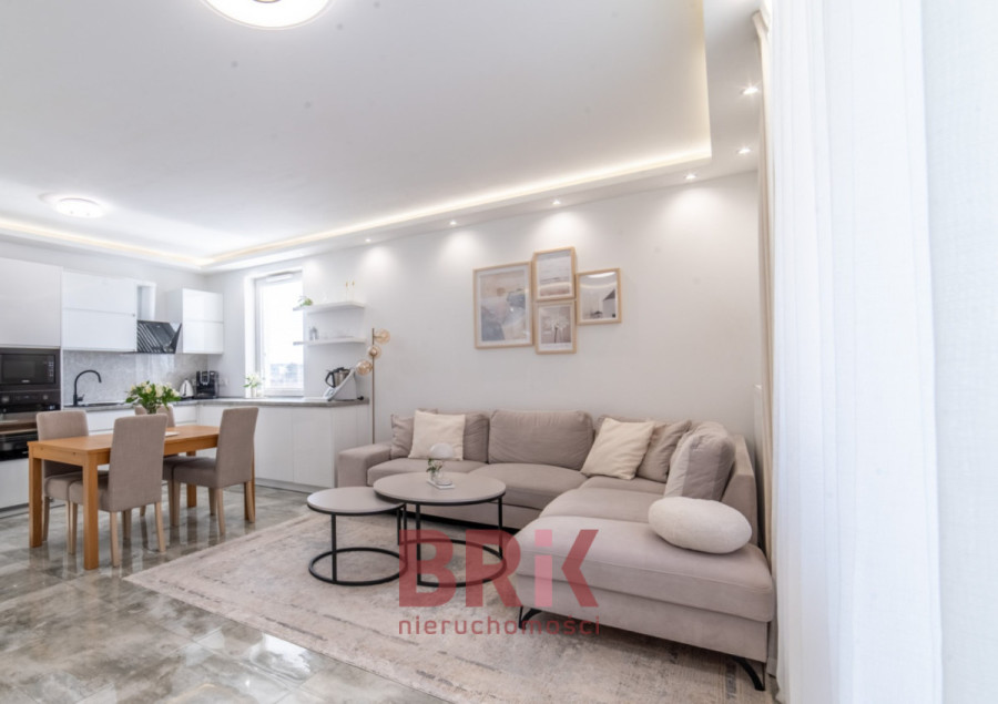 Warszawa, Białołęka, Flisaków, Przestronne mieszkanie 3-pokojowe z ogródkiem