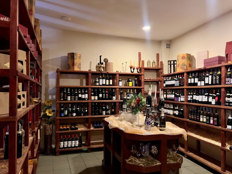 powiat wołomiński, Wołomin, Ogrodowa, Centrum | 75 m2 | Witryna od ulicy | Parking