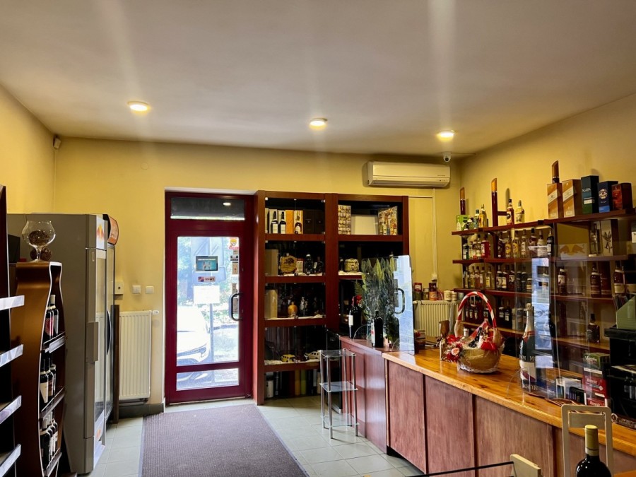 powiat wołomiński, Wołomin, Ogrodowa, Centrum | 75 m2 | Witryna od ulicy | Parking