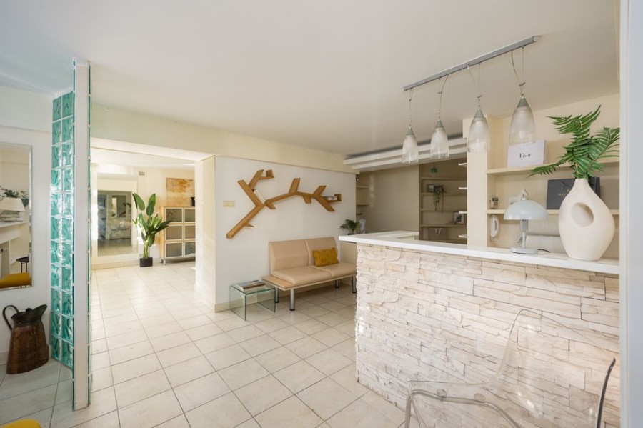 Warszawa, Praga-Południe Saska Kępa, Królowej Aldony, Lokal mieszkalno-użytkowy / Saska Kępa / kamienica