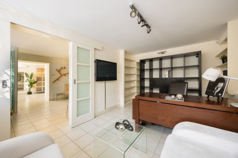 Warszawa, Praga-Południe Saska Kępa, Królowej Aldony, Lokal mieszkalno-użytkowy / Saska Kępa / kamienica