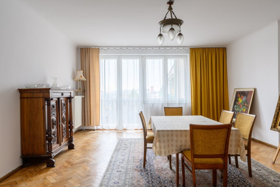 Warszawa, Ochota, Aleja Niepodległości, 4 pokoje | 5 piętro | dwustronne | balkon | winda