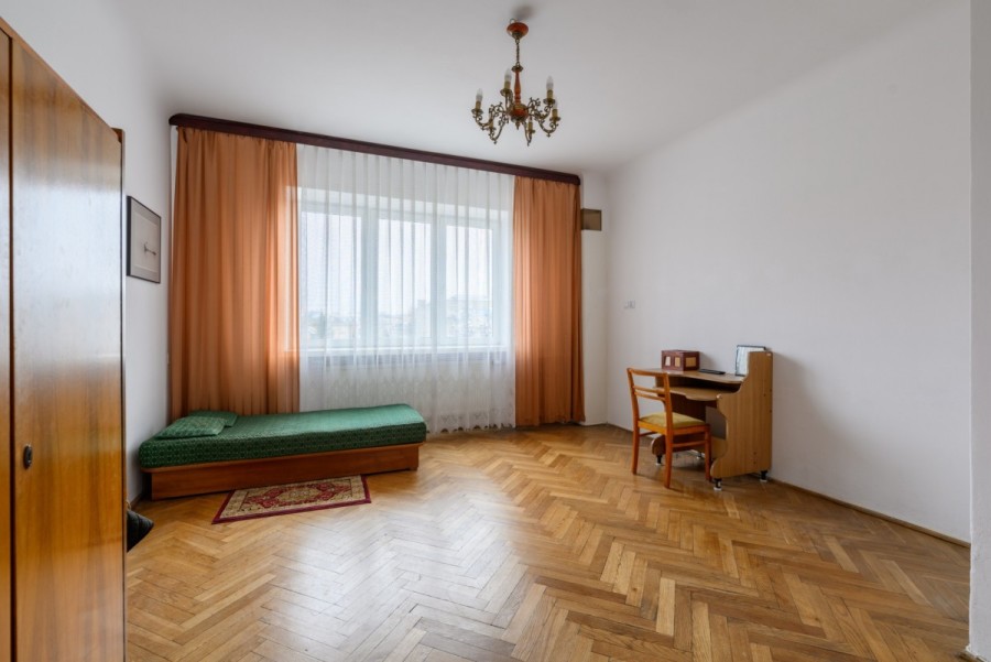 Warszawa, Ochota, Aleja Niepodległości, 4 pokoje | 5 piętro | dwustronne | balkon | winda