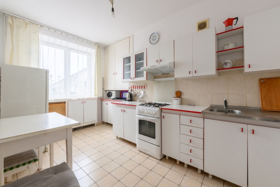 Warszawa, Ochota, Aleja Niepodległości, 4 pokoje | 5 piętro | dwustronne | balkon | winda