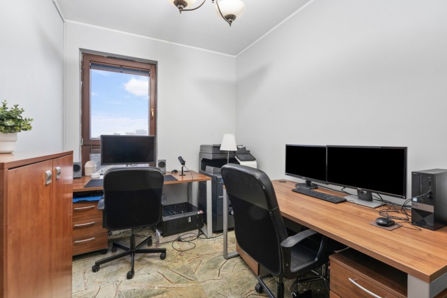 Warszawa, Ochota, Bitwy Warszawskiej 1920 R., Elegancki apartament z marmurową wanną