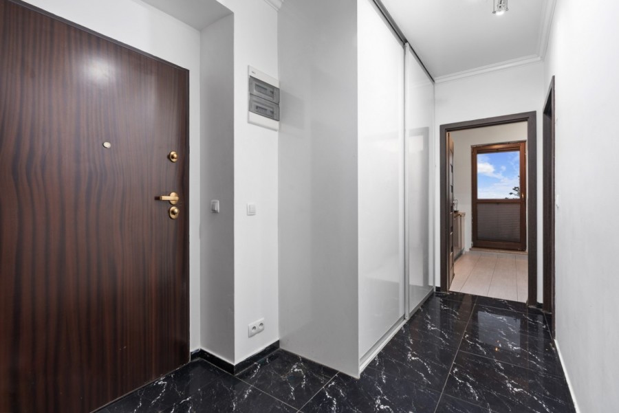 Warszawa, Ochota, Bitwy Warszawskiej 1920 R., Elegancki apartament z marmurową wanną