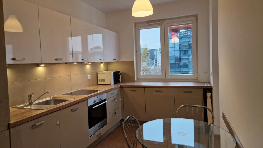 powiat Warszawa, Warszawa, Garażowa, 3 pokoje z miejscem postojowym Garażowa