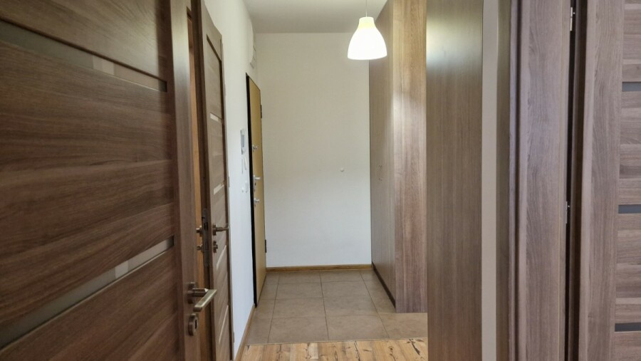 powiat Warszawa, Warszawa, Garażowa, 3 pokoje z miejscem postojowym Garażowa