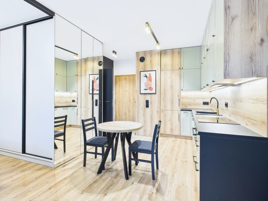 Warszawa, Mokotów Siekierki, Bluszczańska, Kawalerka Mokotów Garaż Pierwszy najemca