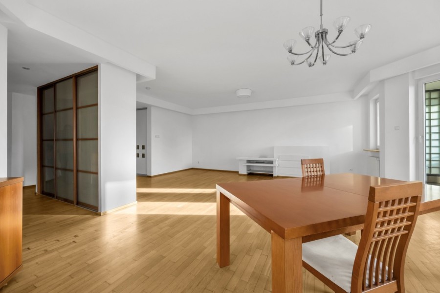 Warszawa, Mokotów, Wielicka, 145m2, 4 pokoje, Basen, Sauna, Siłownia