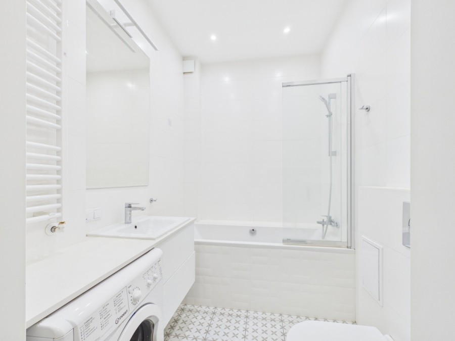 Warszawa, Mokotów, Kazimierzowska, Dwupokojowe, nieumeblowane mieszkanie w kamienicy