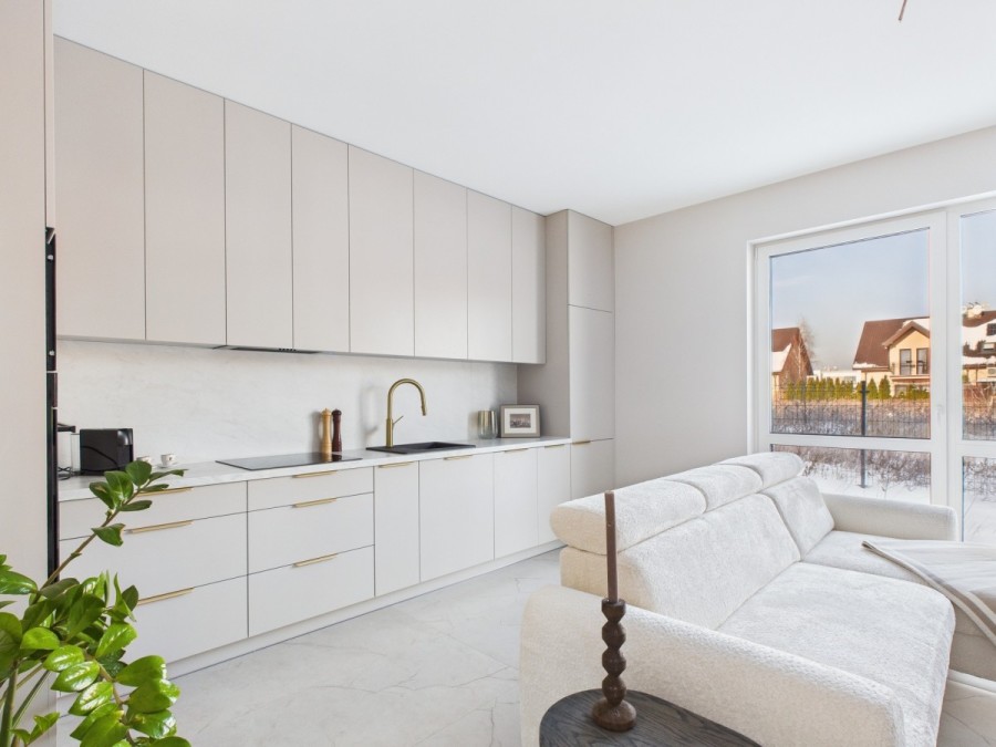 Warszawa, Wawer Nadwiśle, Mrągowska, dwa pokoje z ogrodem dla rodziny