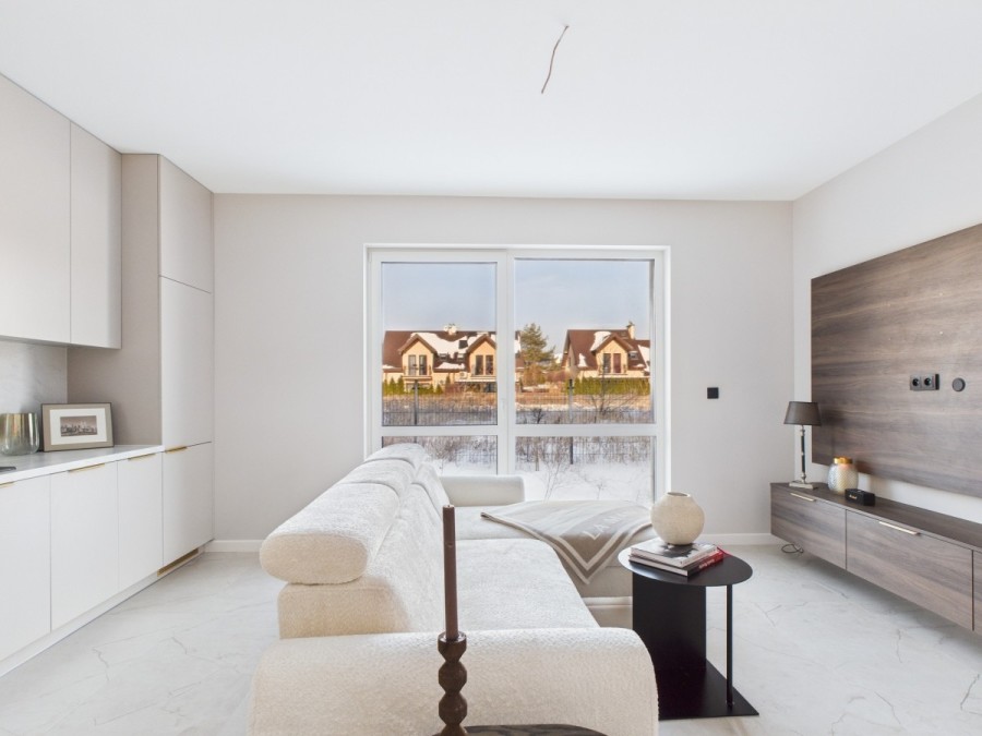 Warszawa, Wawer Nadwiśle, Mrągowska, dwa pokoje z ogrodem dla rodziny