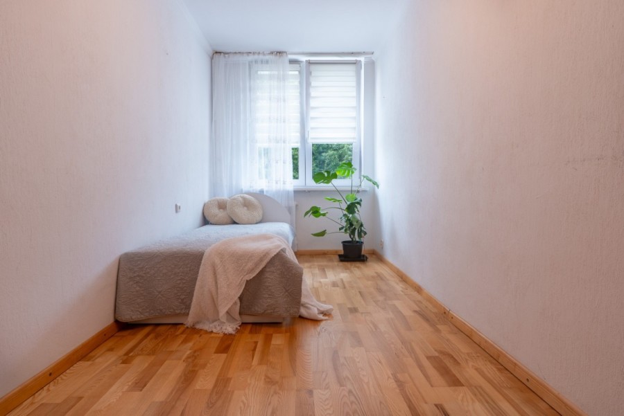 Warszawa, Wawer, Korkowa, Mieszkanie z potencjałem, blisko lasu + piwnica