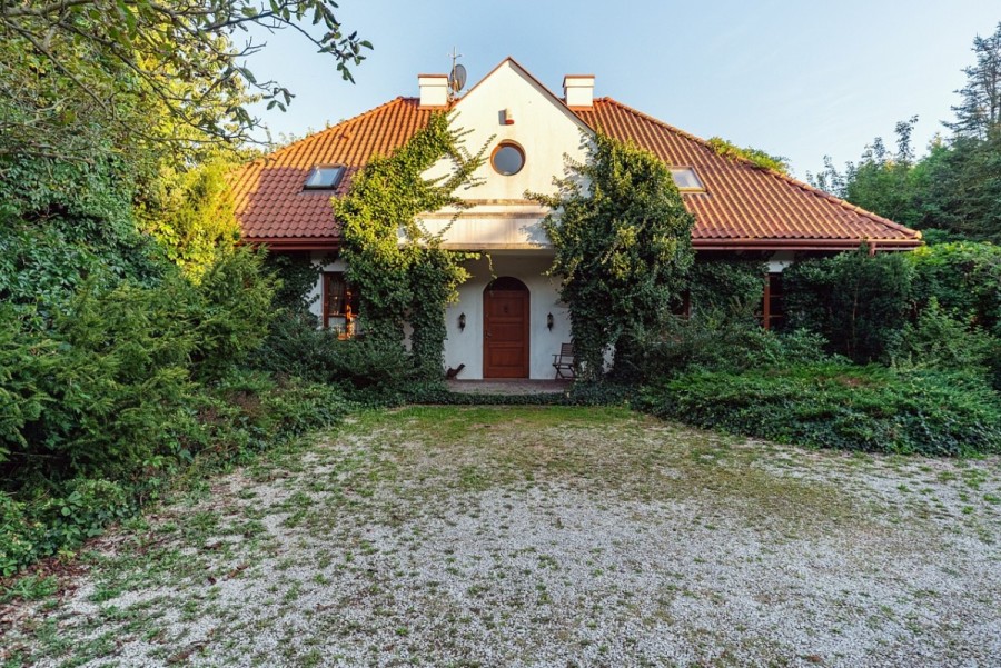 Warszawa, Wilanów Kępa Zawadowska, Kwarty, Działka 2100mkw - piękny ogród - dwa wjazdy