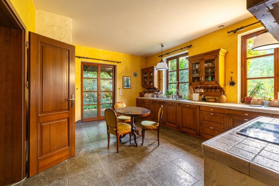 Warszawa, Wilanów Kępa Zawadowska, Kwarty, Działka 2100mkw - piękny ogród - dwa wjazdy