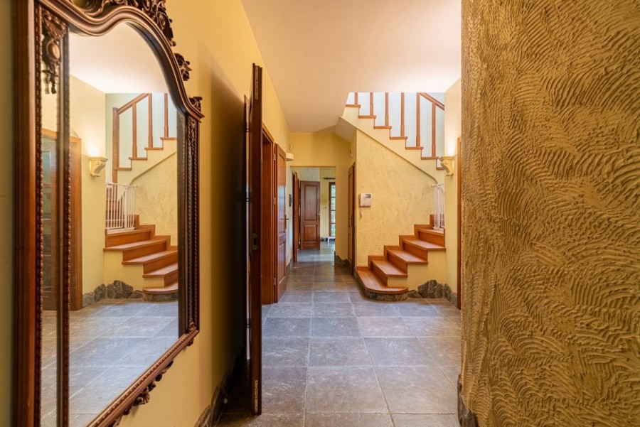 Warszawa, Wilanów Kępa Zawadowska, Kwarty, Działka 2100mkw - piękny ogród - dwa wjazdy