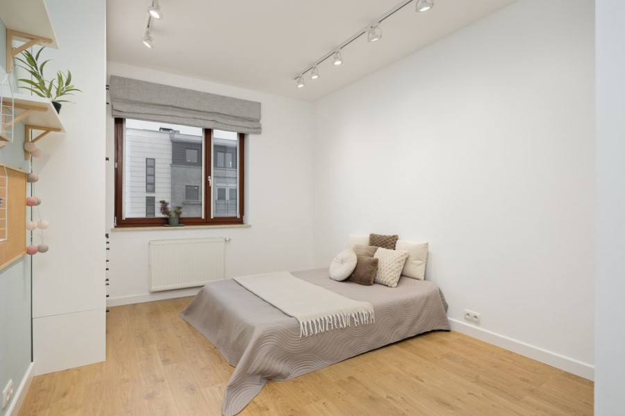 Warszawa, Wilanów, Kazachska, Ostatnie piętro 3 pokoje 2 msc parkingowe