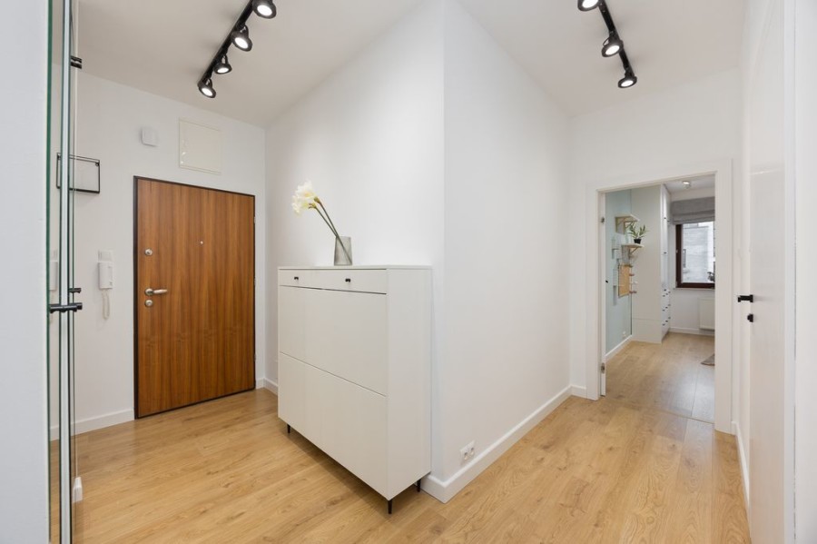 Warszawa, Wilanów, Kazachska, Ostatnie piętro 3 pokoje 2 msc parkingowe