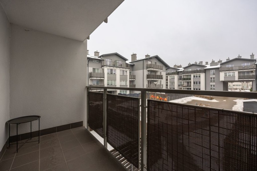 Warszawa, Targówek, Teofila Piecyka, 2 balkony 3 pokoje garaż komórka