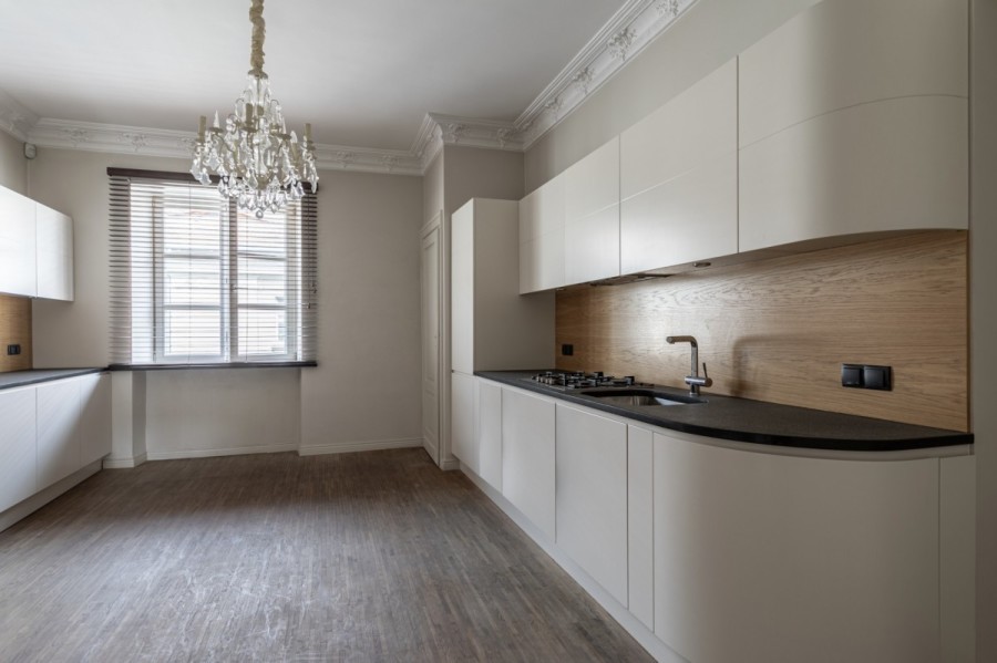 Warszawa, Praga, Targowa, Przestrzeń z duszą w sercu Pragi | 100 m² | Balkon