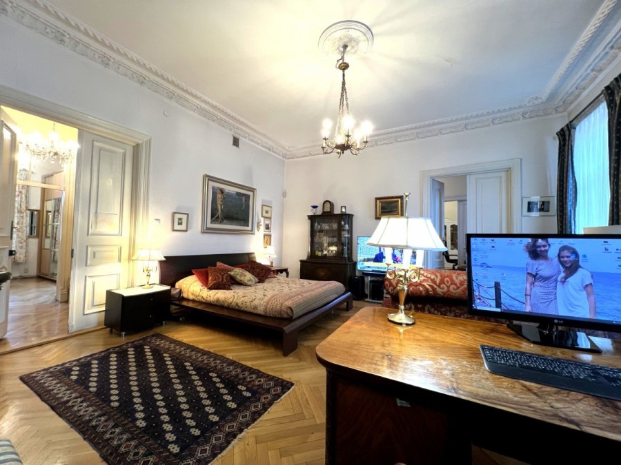 Warszawa, Praga-Północ, Targowa, APARTAMENT W KAMIENICY Z 1900r.