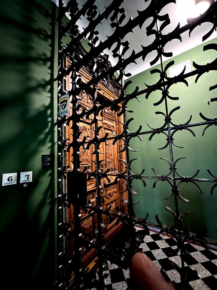 Warszawa, Praga-Północ, Targowa, APARTAMENT W KAMIENICY Z 1900r.