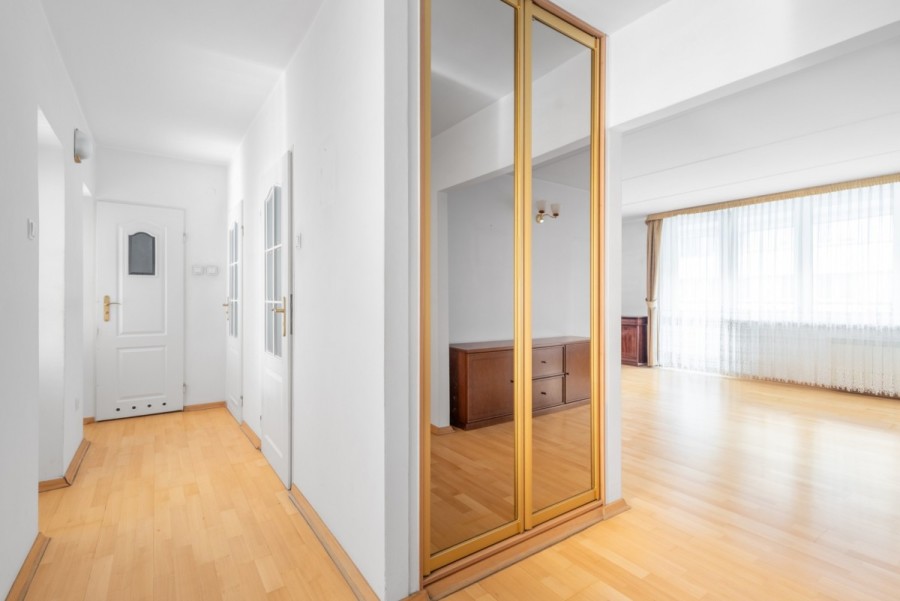 Warszawa, Śródmieście Powiśle, Okrąg, 3 pokoje, ciche Powiśle Solec, winda, blisko park