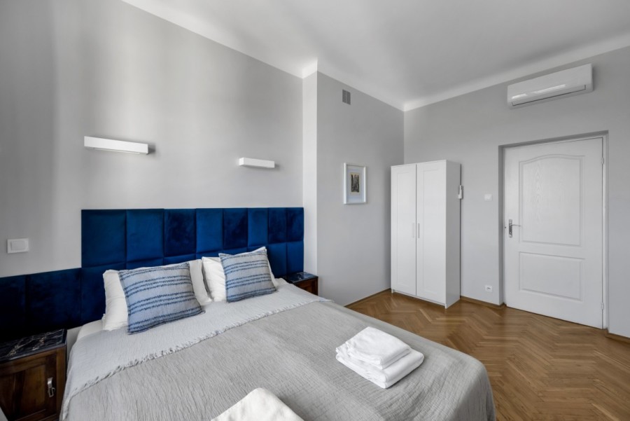 Warszawa, Śródmieście Stare Miasto, Brzozowa, Wyjątkowe mieszkanie na Warszawskiej Starówce