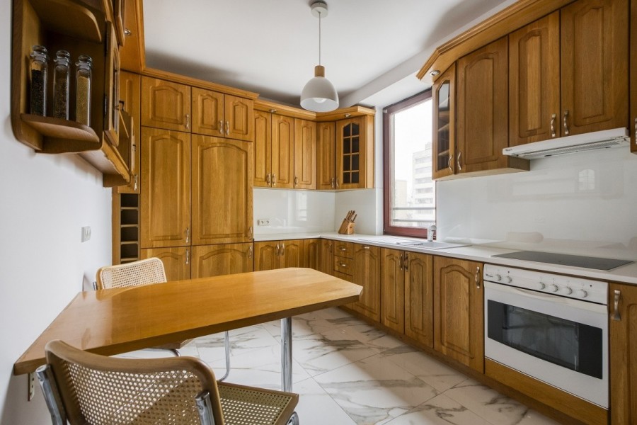 Warszawa, Śródmieście Muranów, Aleja Jana Pawła Ii, Mieszkanie dla rodziny 2+3