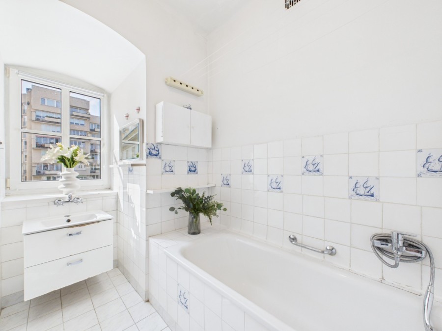 Warszawa, Śródmieście, Kozia, Apartament z historią – dom Jaremy Stępowskiego