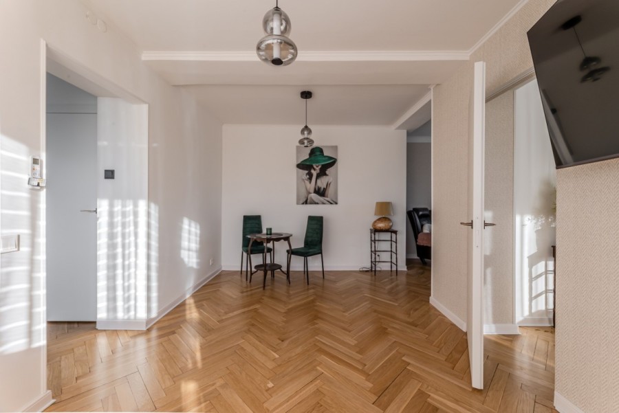 Warszawa, Śródmieście Muranów, Niska, Do wprowadzenia, widok, klima, tramwaj, Arkadia