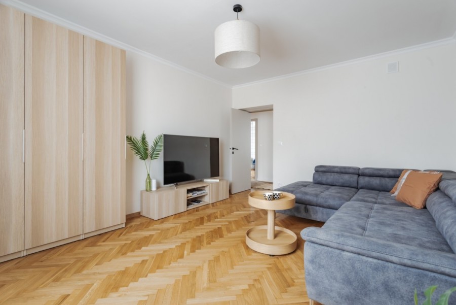 Warszawa, Śródmieście, Elektoralna, Trójstronne 3 pokoje po remoncie w kamienicy