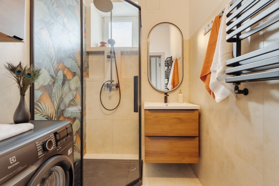 Warszawa, Śródmieście, Elektoralna, Trójstronne 3 pokoje po remoncie w kamienicy