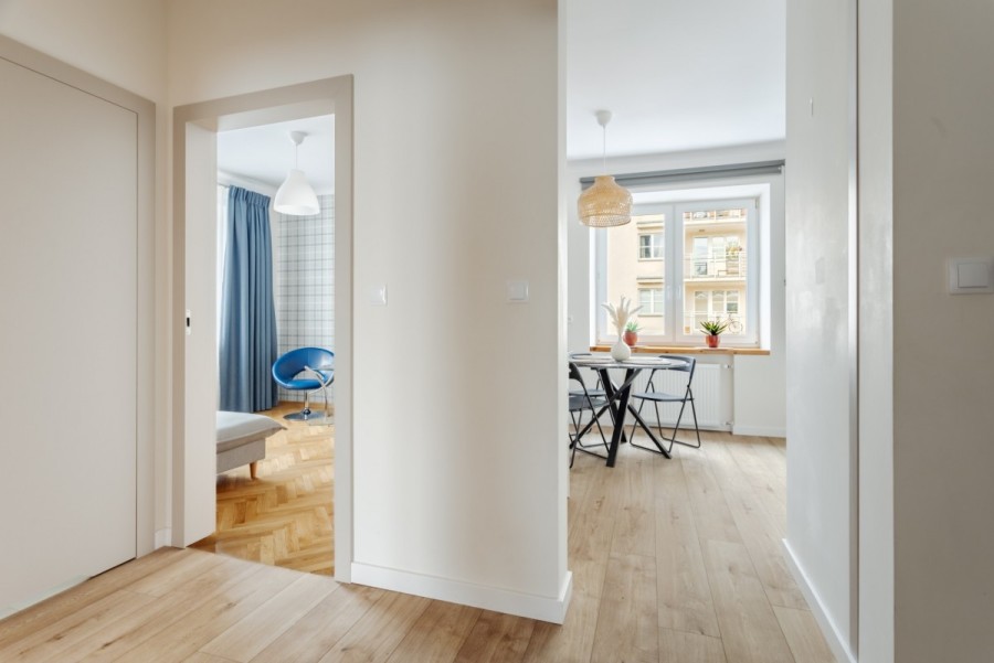 Warszawa, Śródmieście, Elektoralna, Trójstronne 3 pokoje po remoncie w kamienicy