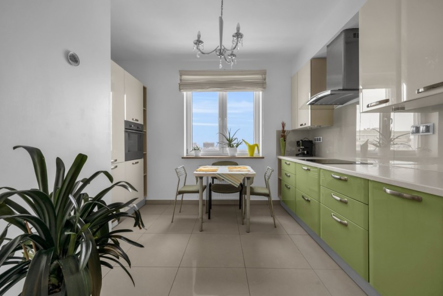 Warszawa, Wola Ulrychów, Jana Olbrachta, Klimatyzacja 2 pokoje blisko metra Parking w cenie