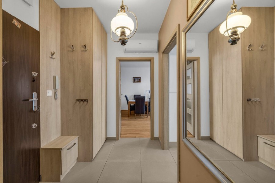 Warszawa, Wola Ulrychów, Jana Olbrachta, Klimatyzacja 2 pokoje blisko metra Parking w cenie