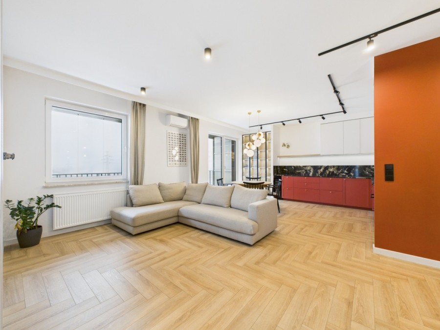 Warszawa, Wola, Gumińska, Dwa balkony / Widok na centrum / Stacja Wola