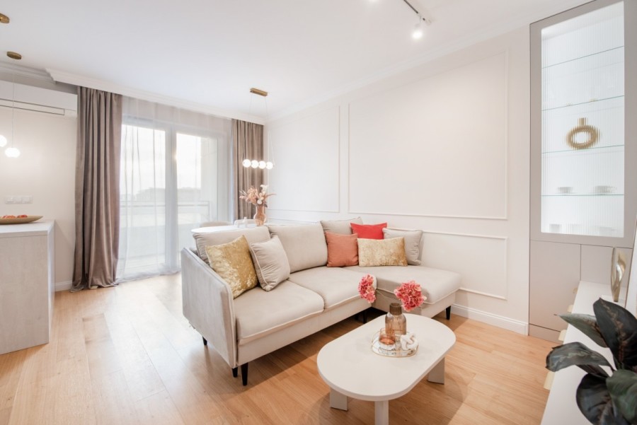 Warszawa, Włochy, Jutrzenki, Wysoki standard, dwustronne i słoneczne