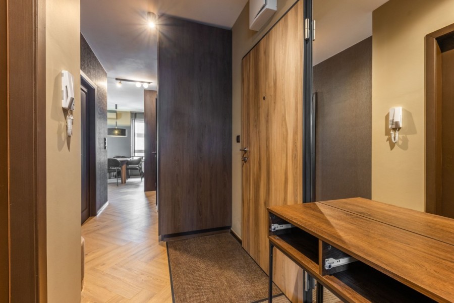 Warszawa, Targówek, Krzewna, Premium !!! Okazja !!! 3 pokoje Targówek 2025