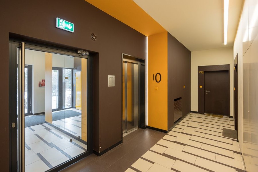 Warszawa, Mokotów, Bukowińska, Ostatnie piętro Metro Wilanowska Parking