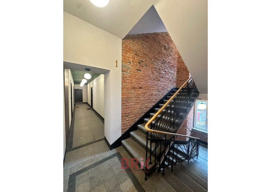 Warszawa, Praga-Północ, Folwarczna, Klimatyczne 2-pokoje w zrewitalizowanej kamienicy