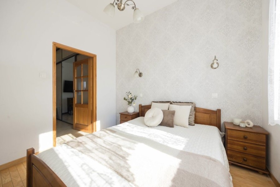 Warszawa, Mokotów Dolny, Bluszczańska, Klimatyzacja Ciche Wysokie pomieszczenia 3m