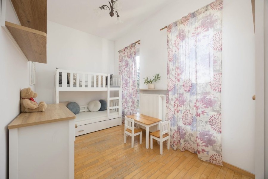 Warszawa, Mokotów Dolny, Bluszczańska, Klimatyzacja Ciche Wysokie pomieszczenia 3m