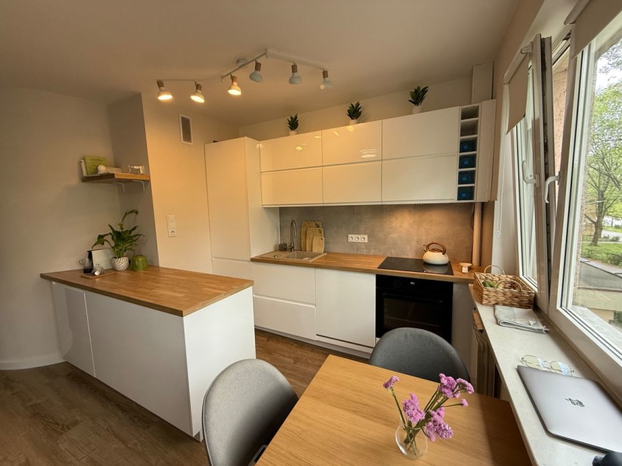 Warszawa, Mokotów, po remoncie | 2 pokoje | dwustronne | metro |