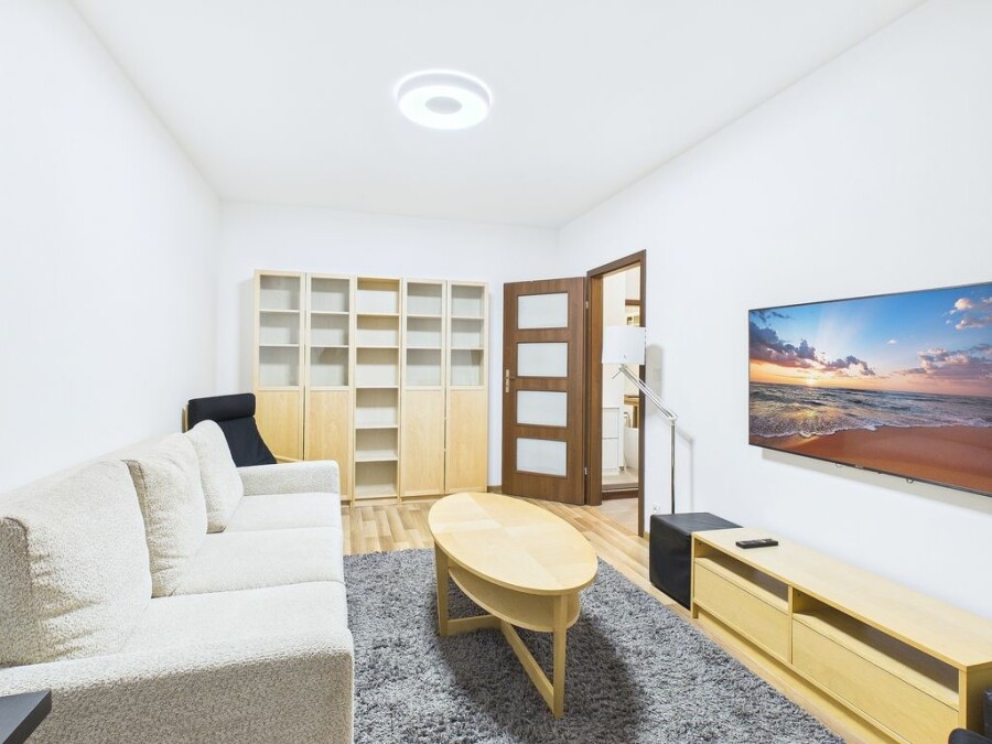 Warszawa, Wola, Jana Ostroroga, 2 Pokojowe Klimatyzacja Garaż Wola