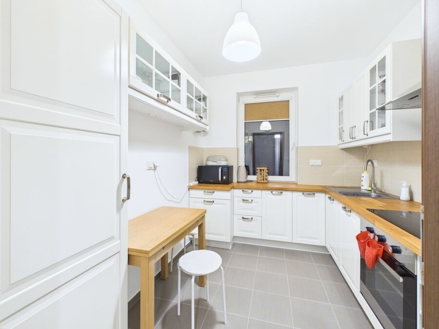 Warszawa, Wola, Jana Ostroroga, 2 Pokojowe Klimatyzacja Garaż Wola