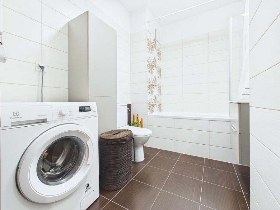 Warszawa, Wola, Jana Ostroroga, 2 Pokojowe Klimatyzacja Garaż Wola