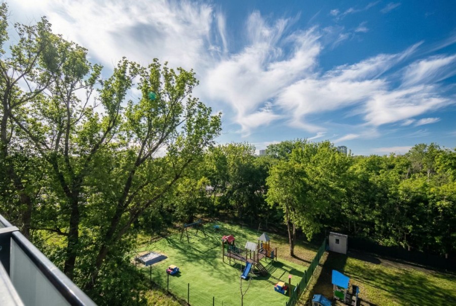 Warszawa, Mokotów Czerniaków, Bluszczańska, 3 pokoje, 2x garaż, komórka, taras 18,25 m2!