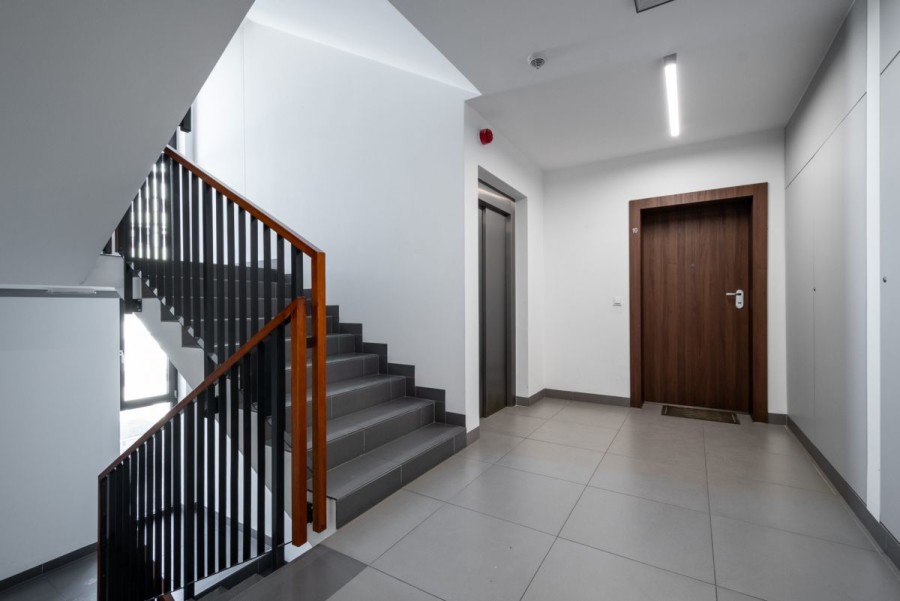 Warszawa, Mokotów Czerniaków, Bluszczańska, 3 pokoje, 2x garaż, komórka, taras 18,25 m2!